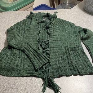 Wetseal woman’s size large Color green knitted cardigan